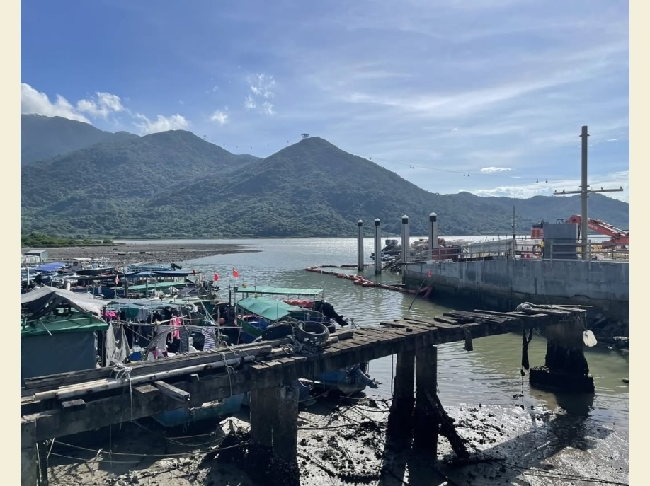 【 馬 灣 涌 的 童 年 聲 音 】🌊今年六月，「清涌覺樂」舉辦了四節組織者培訓，各個小組於近日開始執行早前定下的大大小小計劃，包括落區進行街訪、招募試玩者、設計具體活動內容等等，雖然費時 (1)