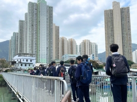 【 心凝形釋 - 始得東涌漫遊記 】 💭🌿你有多久沒試過靜下心來，擁抱自己身體的聲音？日前我們清涌覺樂社區導師帶領一群中四學生到東涌，遊走於逸東邨、馬灣涌村及砲台，認識這個他們大部分師生第